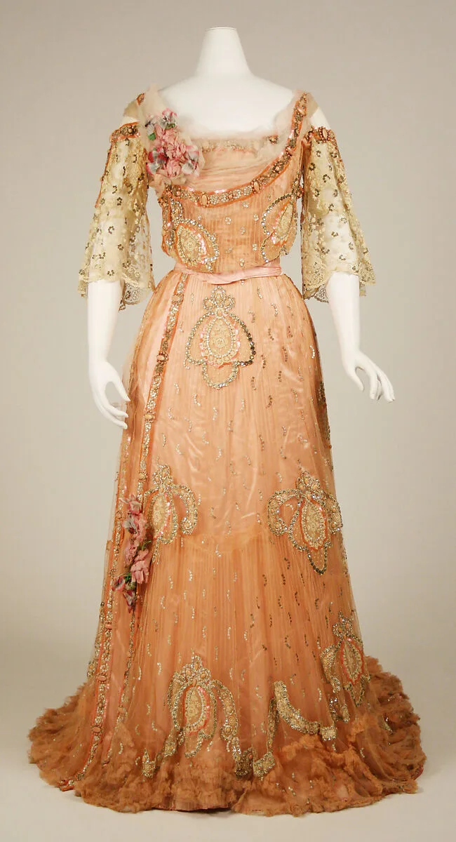 Ball gown — Unknown