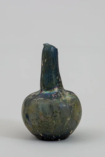 Glass perfume bottle