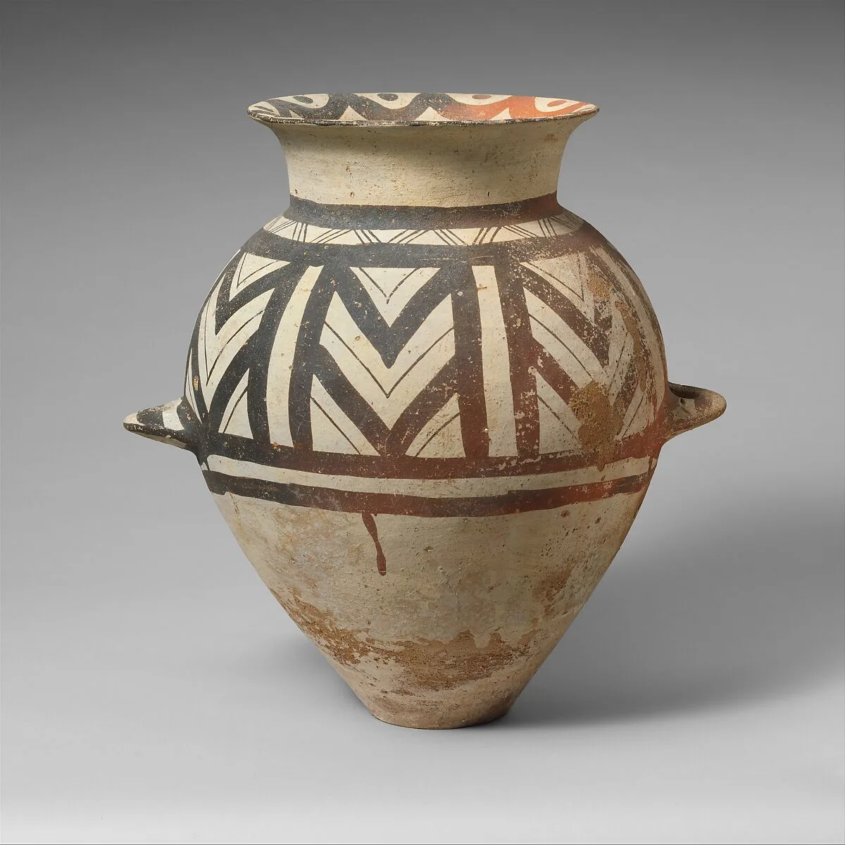 Terracotta jar — Unknown