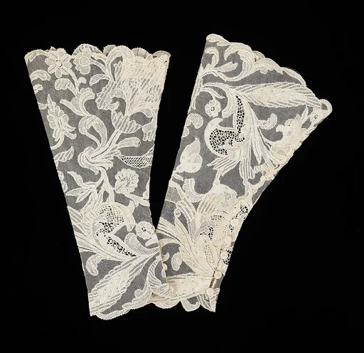 Undersleeves