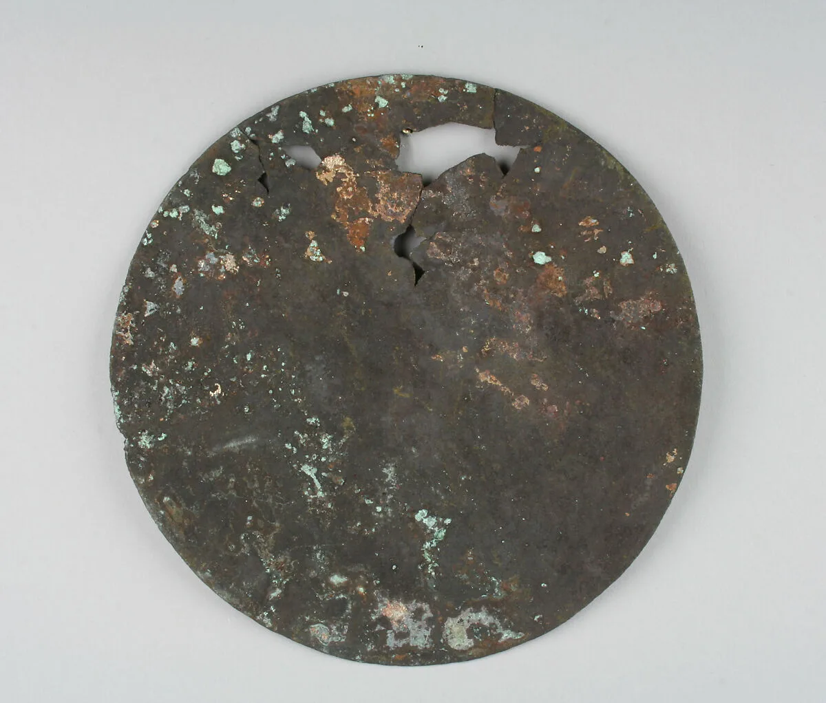Round Plaque — Unknown