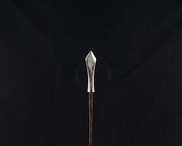 Arrowhead (<i>Yanone</i>) — Unknown