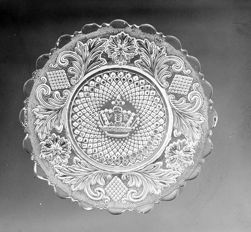 Plate