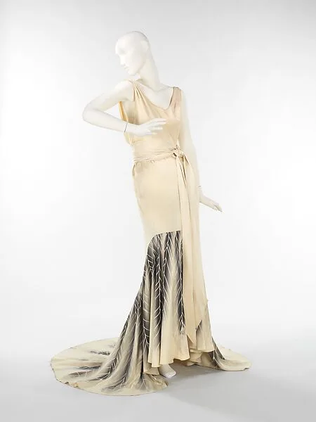 Evening dress — Unknown
