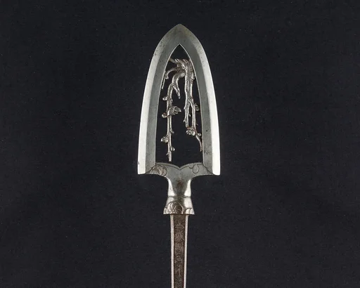 Arrowhead (<i>Yanone</i>)