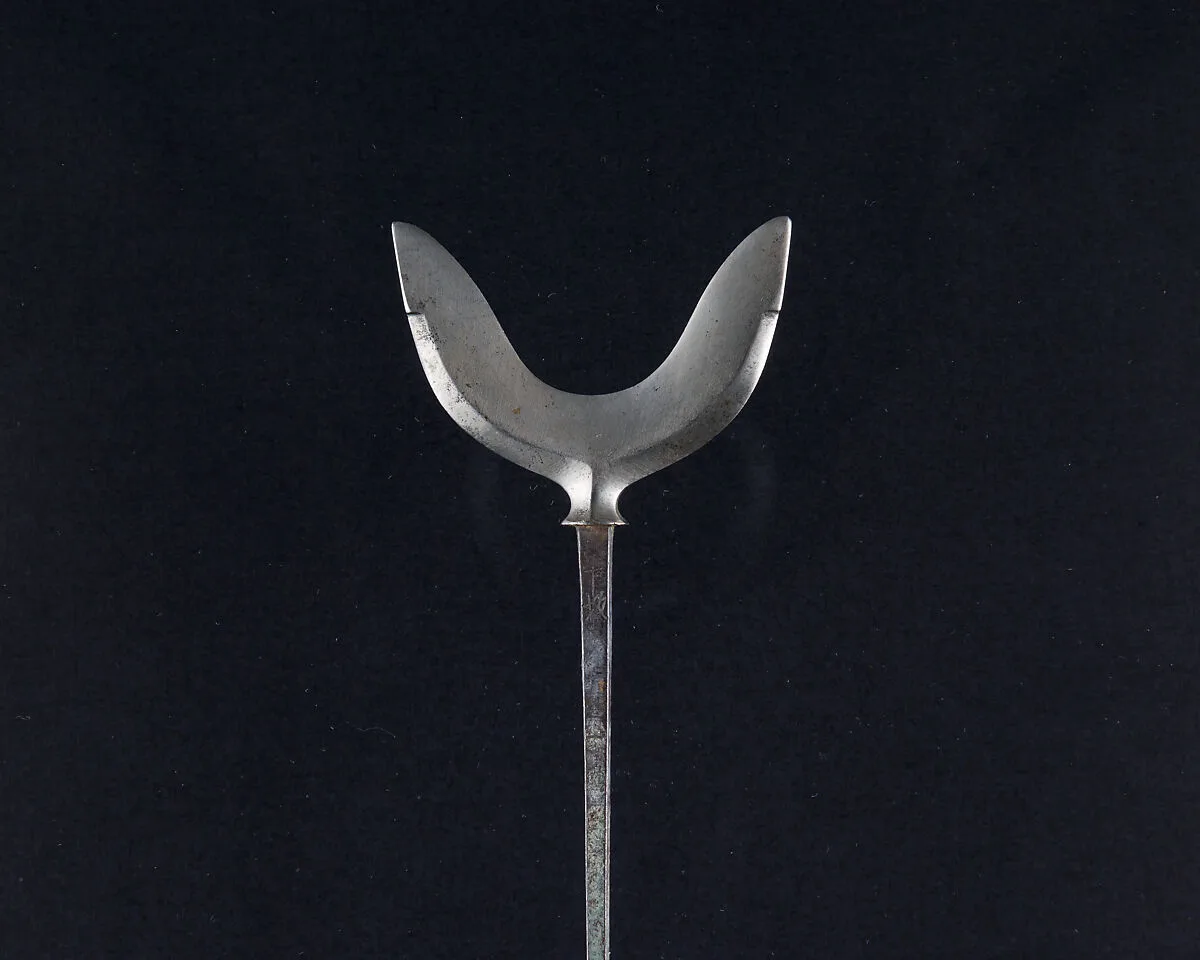 Arrowhead (<i>Yanone</i>) — Unknown