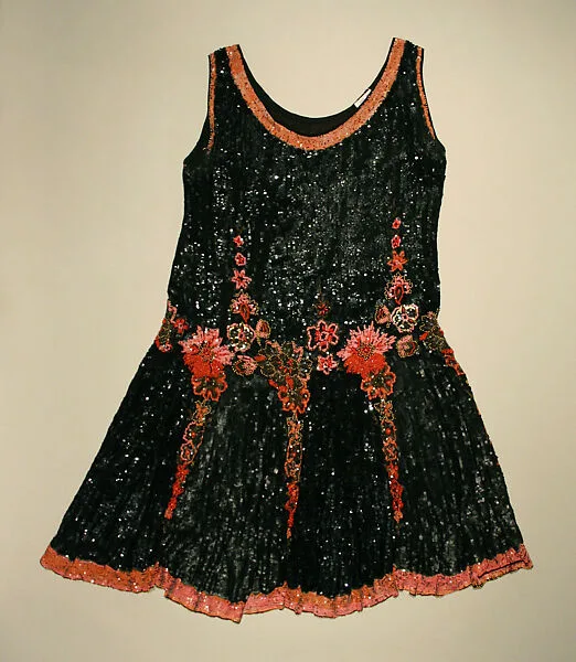 Evening dress — Unknown