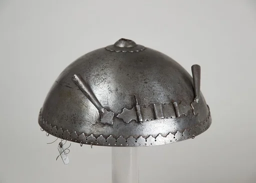 Helmet (Top) and Arm Guards (Dastana)