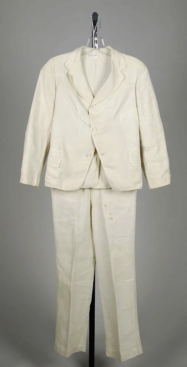 Suit — Unknown