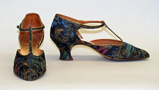 Evening shoes