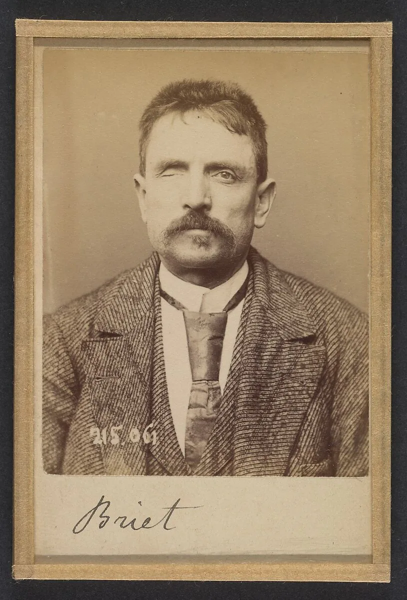 Briet. Albert, Louis. 44 ans, né à Lyon (Rhône). Boulanger. Anarchiste. 4/3/94. — Alphonse Bertillon