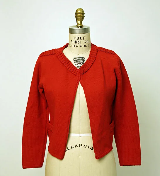 Sweater — Elsa Schiaparelli