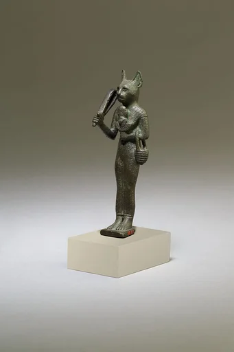 Bastet statuette