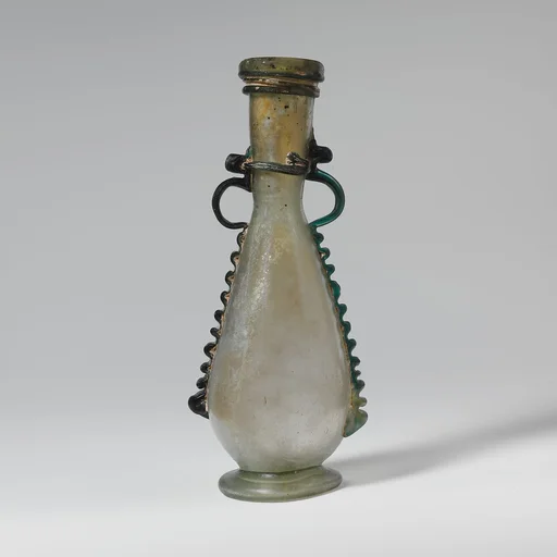 Glass bottle