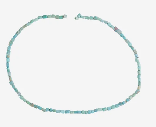 String of Short Cylindrical Beads