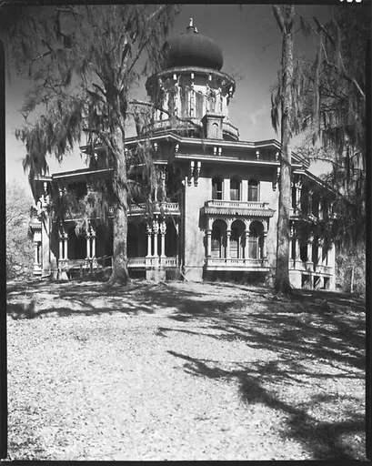 [Longwood Plantation House, Near Natchez, Mississippi]