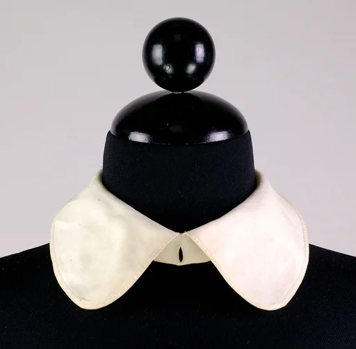 Collar