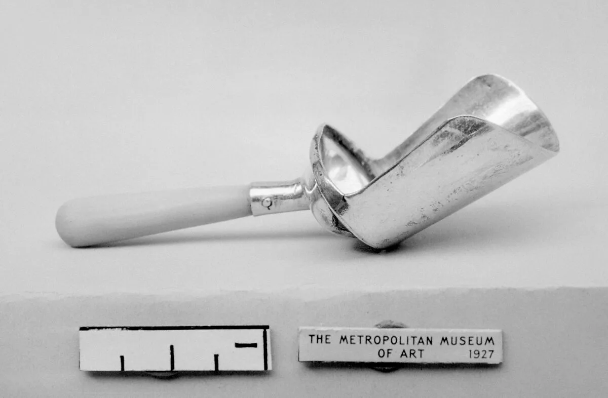 Caddy spoon — Samuel Pemberton