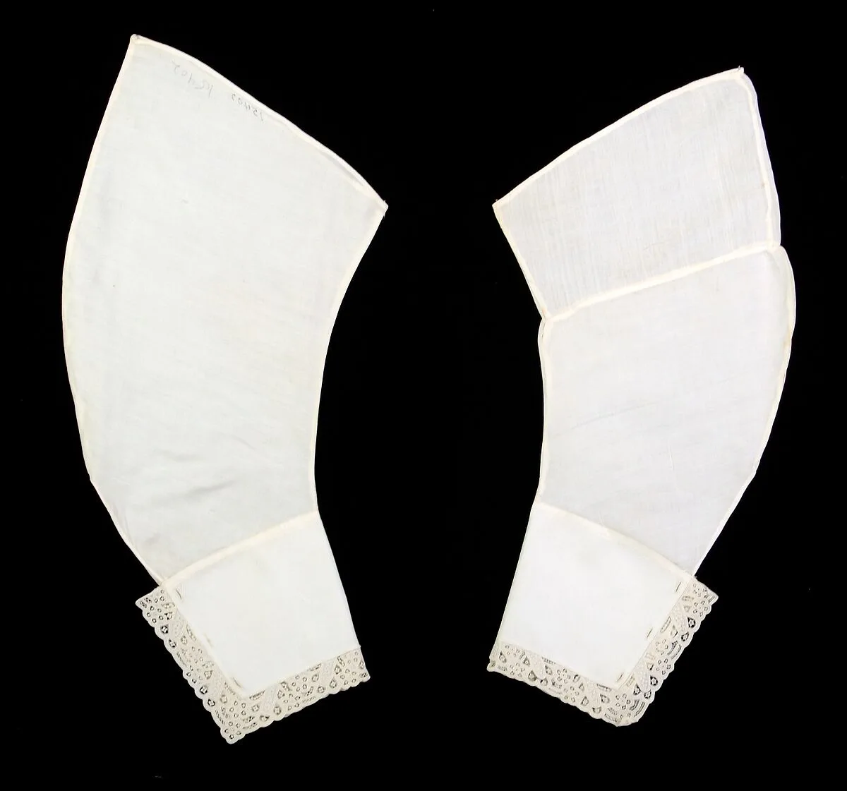 Undersleeves — Unknown