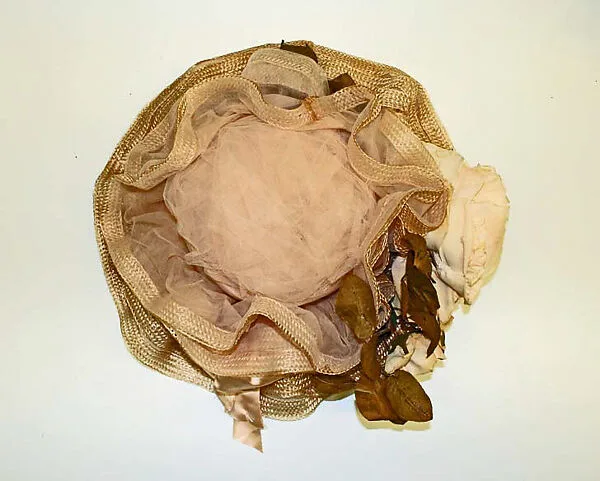 Hat — Unknown