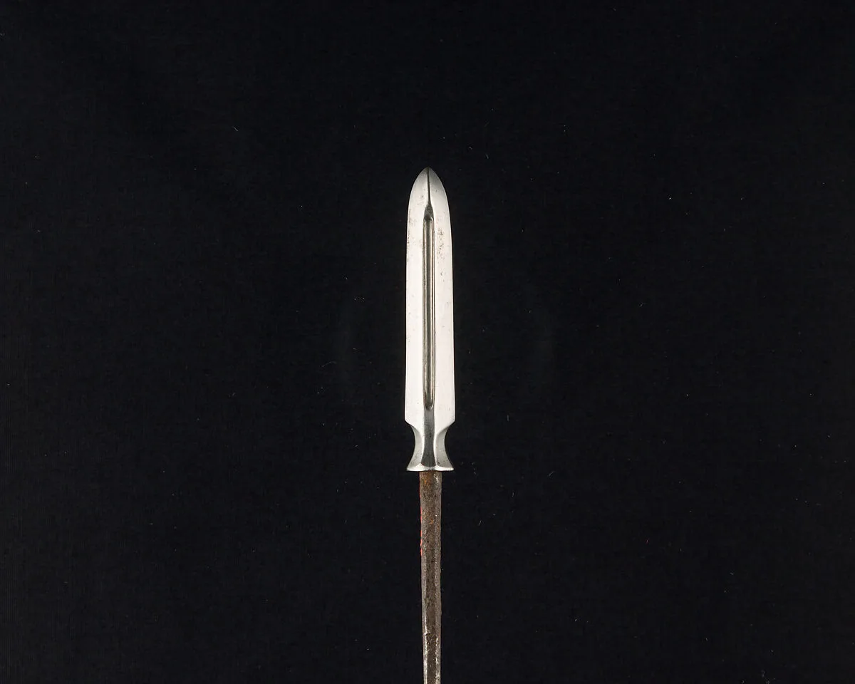 Arrowhead (<i>Yanone</i>) — Unknown