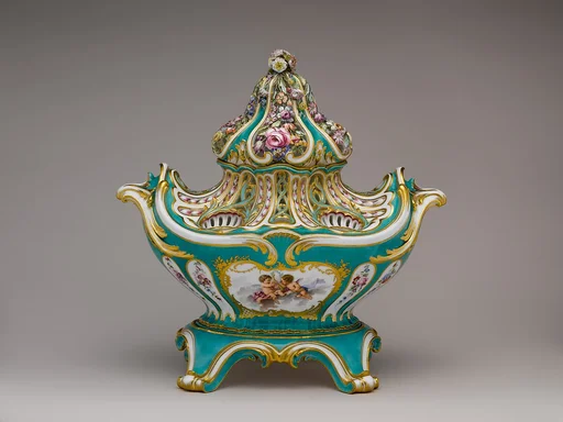 Potpourri vase (pot-pourri gondole)
