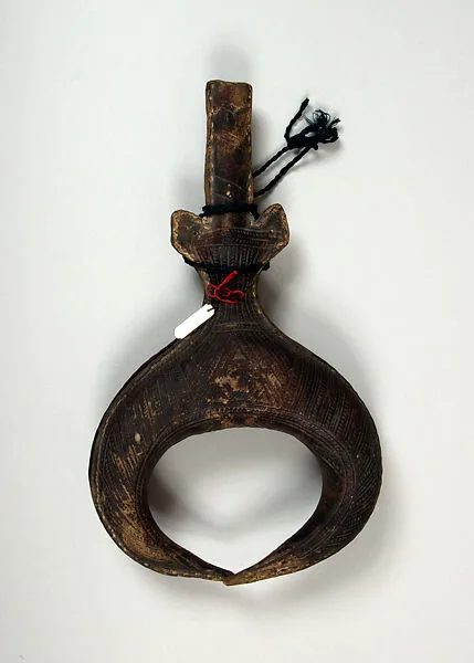 Powder Flask — Unknown