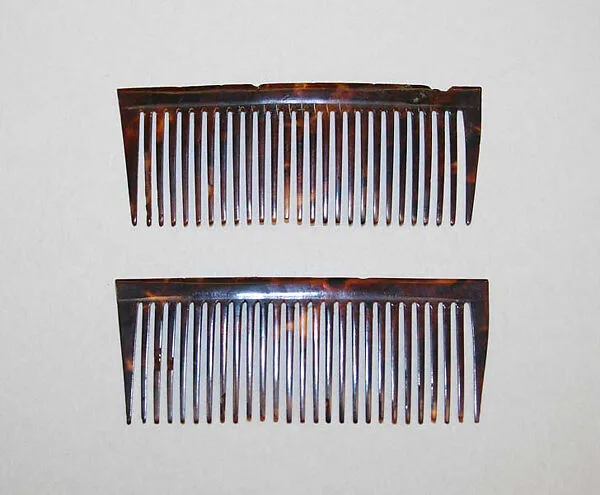 Comb — Unknown