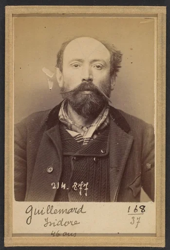 Guillemard. Isidore, François. 46 ans, né à St-Michel des Andaines (Orne). Menuisier. Anarchiste 28/2/94.