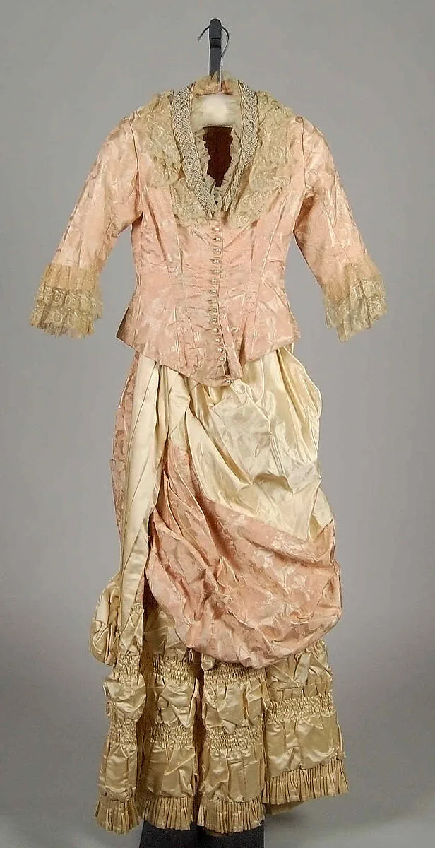 Dinner dress — Unknown