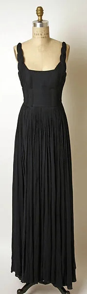 Evening dress — Madame Grès (Germaine Émilie Krebs)