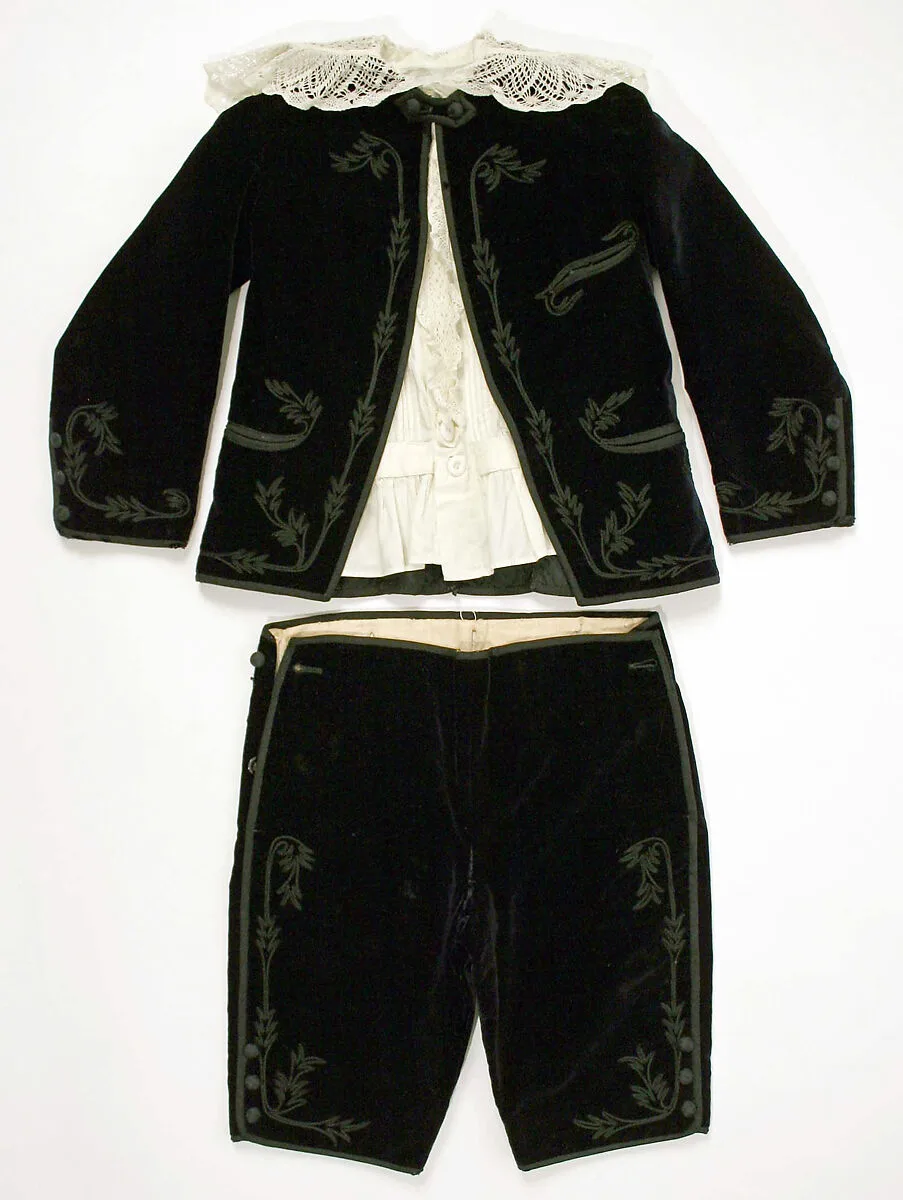 Suit — Unknown
