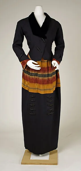 Suit — Madame Marie Henri Ltd.|House of Premet