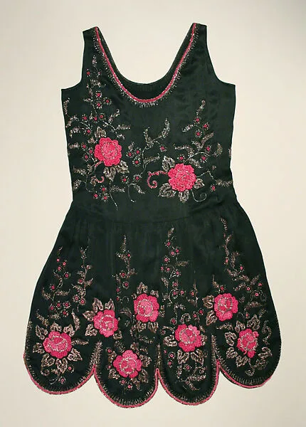 Evening dress — Unknown