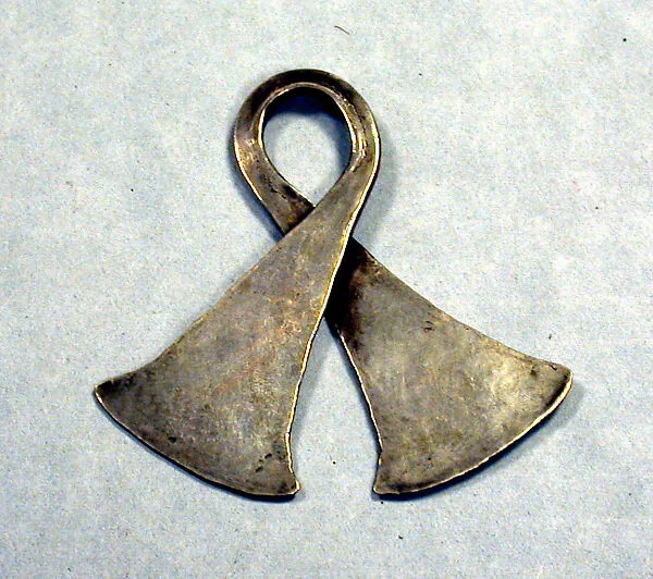Pendant — Unknown