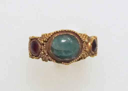 Ring, filigree