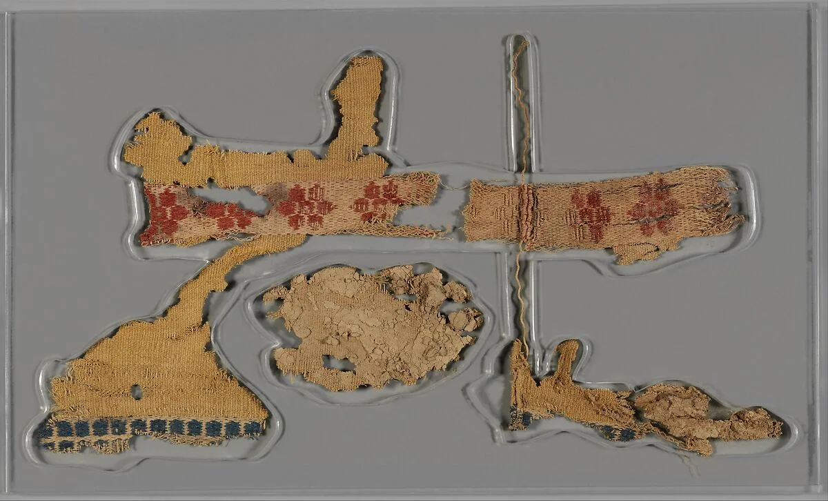 Textile fragment — Unknown