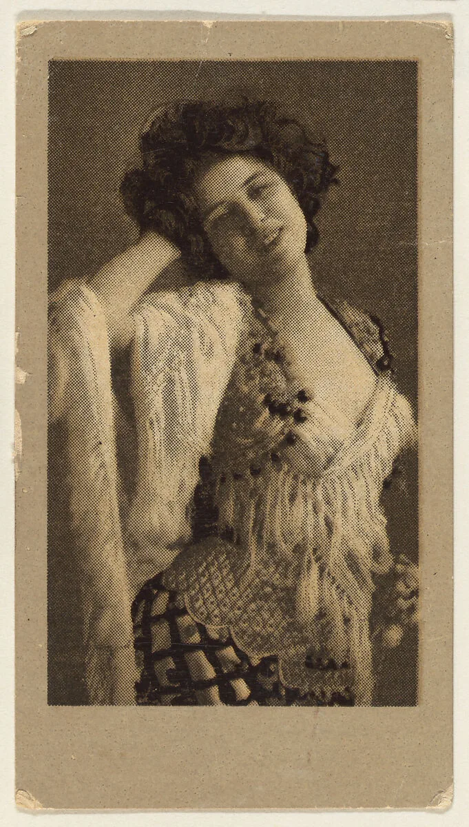 Portrait of a woman, half-length, from the "Girls" series (T66), issued with Hunter Dog Cigarros by S. Monday & Sons — S. Monday & Sons, Brooklyn, New York