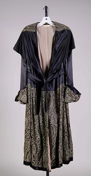Evening coat — Unknown