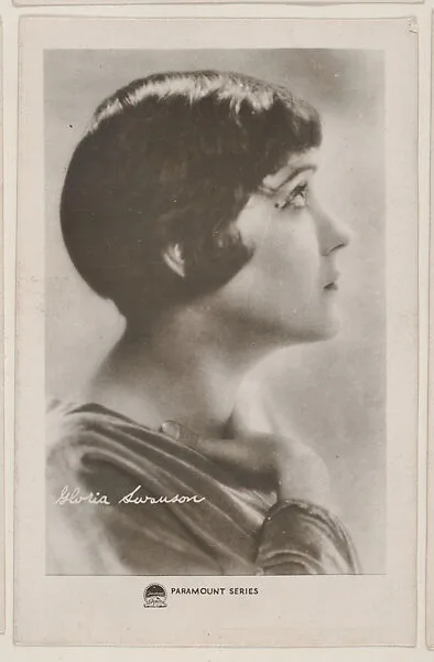 Gloria Swanson from Paramount Series Movie Star trading cards (W500) — Unknown