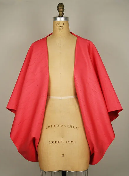 Evening wrap — Cristobal Balenciaga|House of Balenciaga