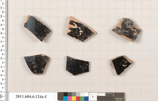 Terracotta fragments of closed shapes