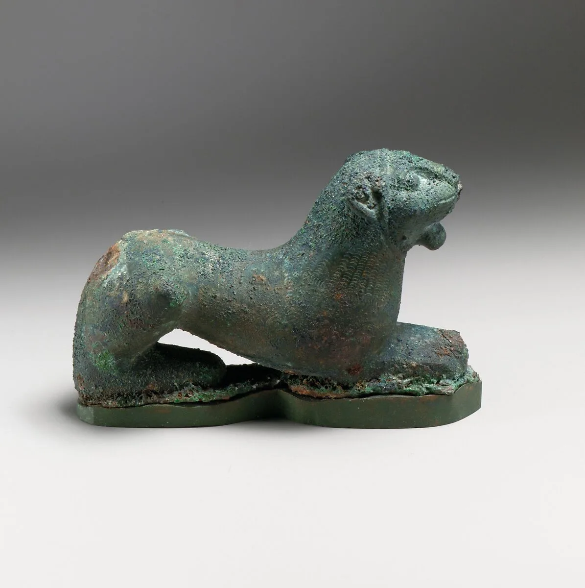 Pair of bronze statuettes of a lion and a double-headed lion — Unknown