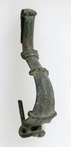 Bow Brooch