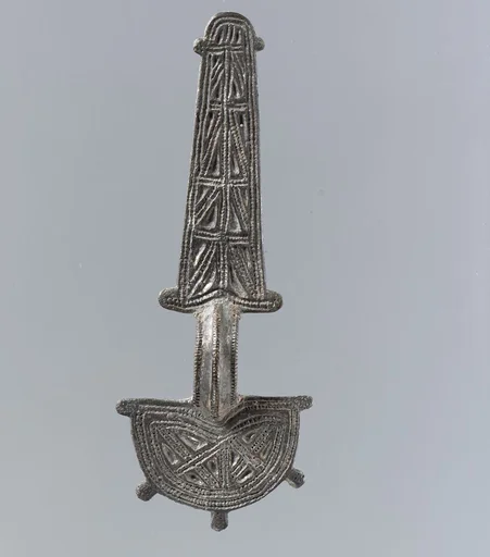 Bow Brooch