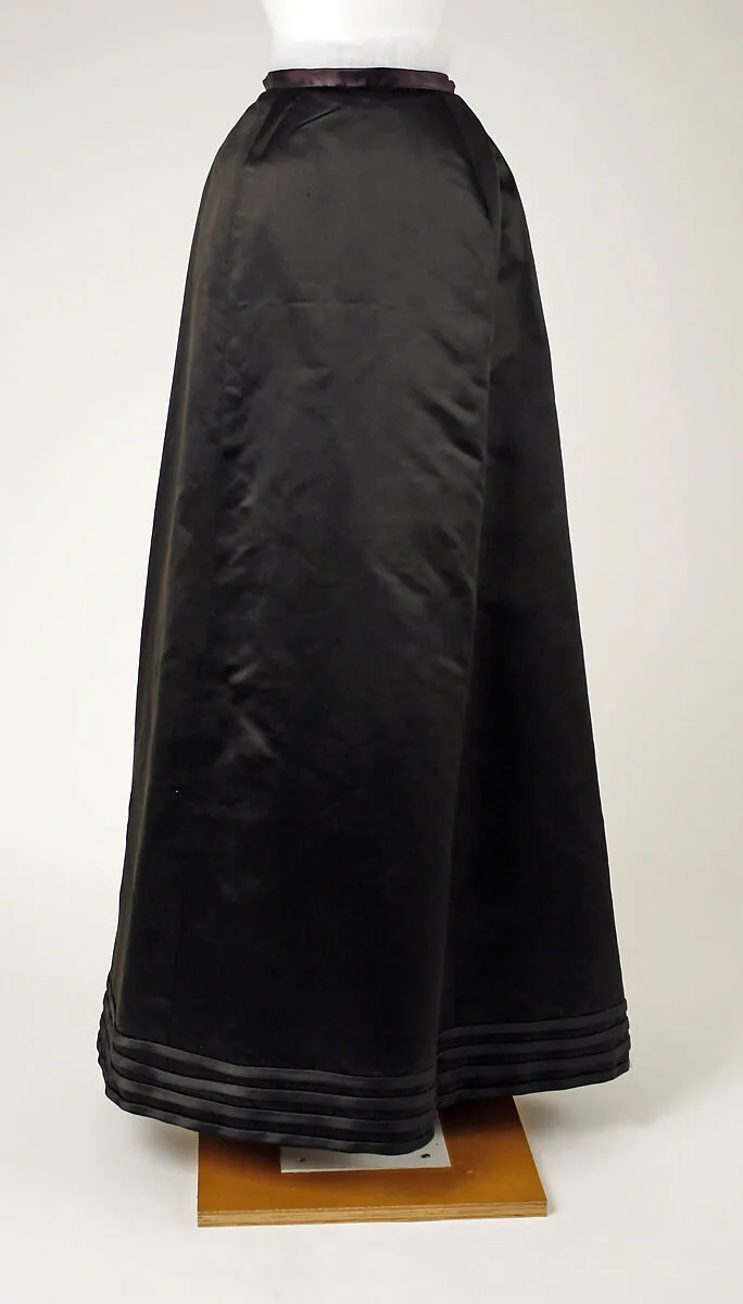 Skirt — Unknown