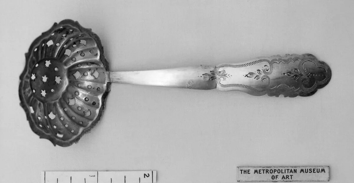 Sugar sifter — Unknown