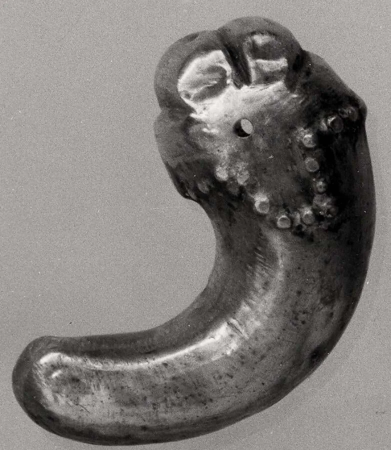 곱은옥 삼국|曲玉 三國|Comma-shaped ornament — Unknown