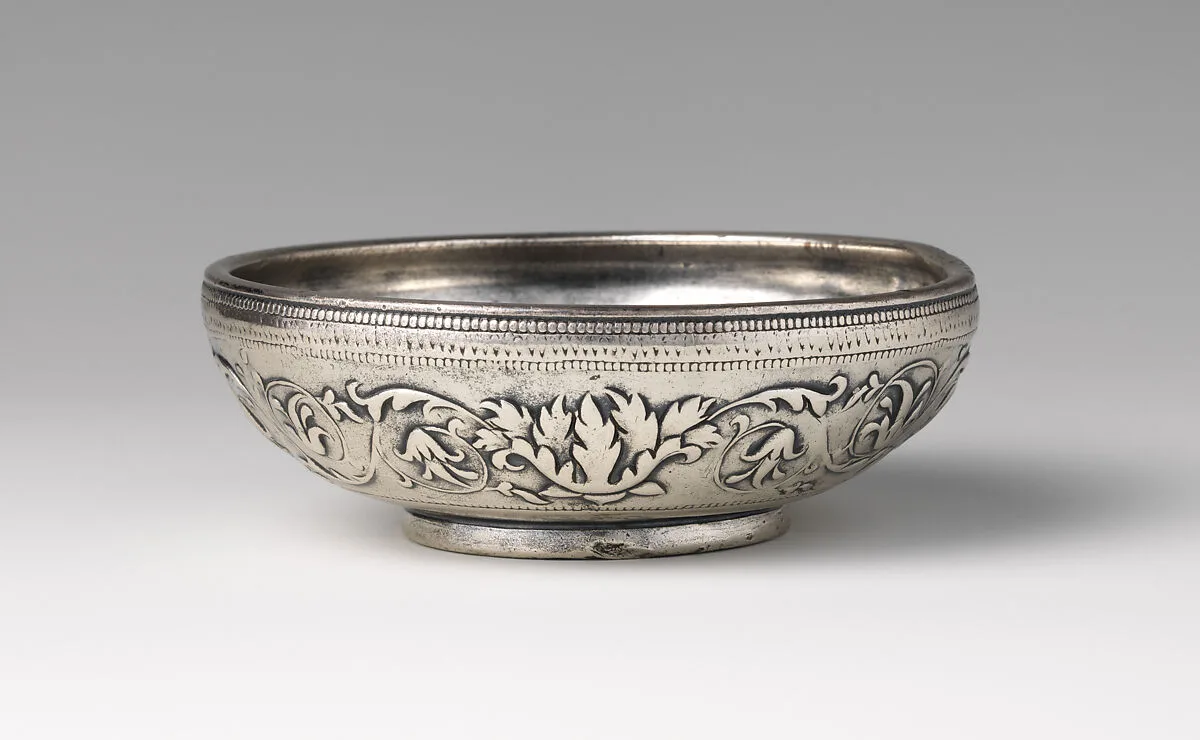 Silver bowl — Unknown