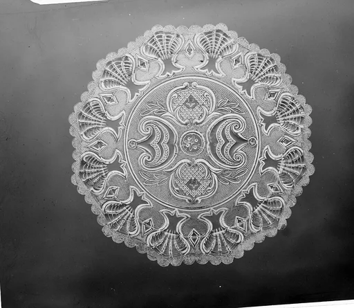 Plate